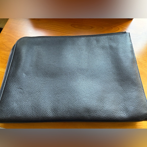 Coach Black Leather Laptop Case - Picture 5 of 5